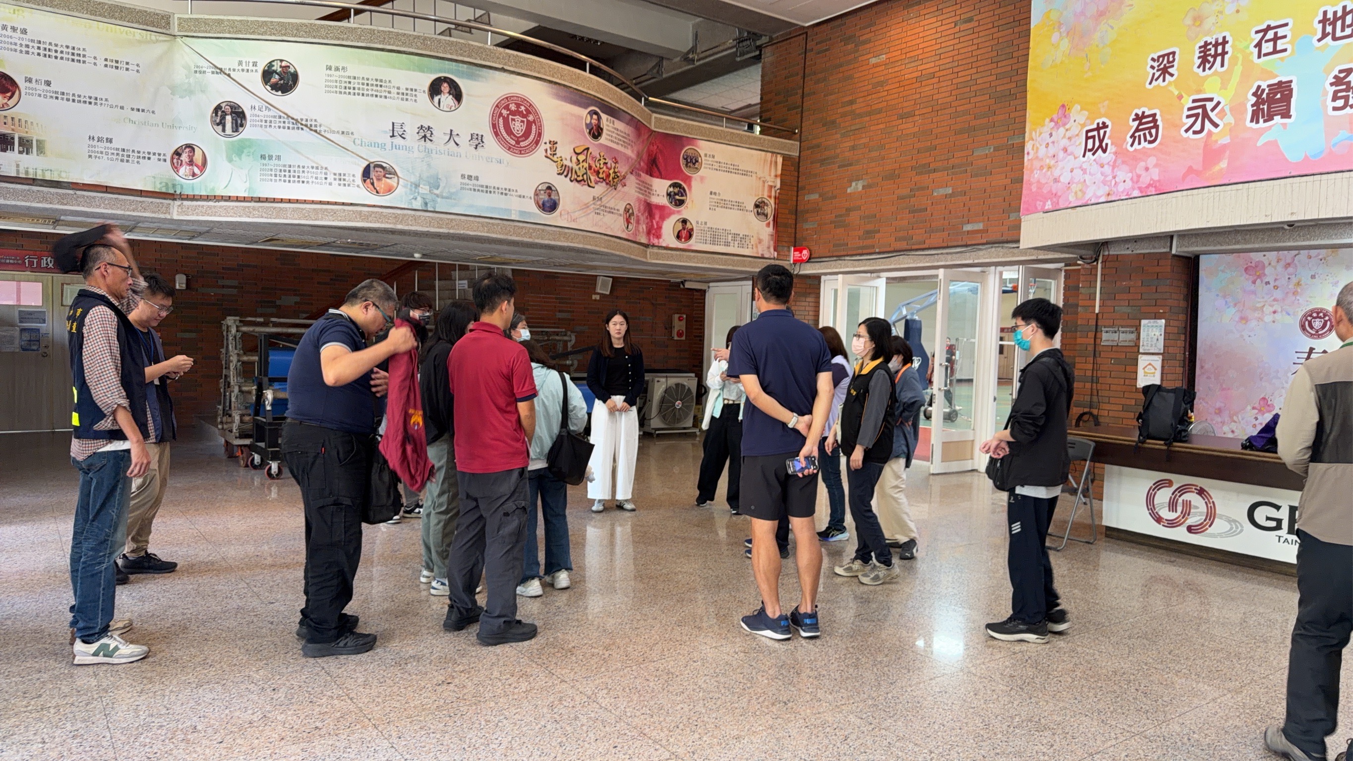 ▲替育局於長榮大學臺南市歸仁區全民運動中心，進行聯合稽查場館運動環境。（圖／記者 楊子安 翻攝）