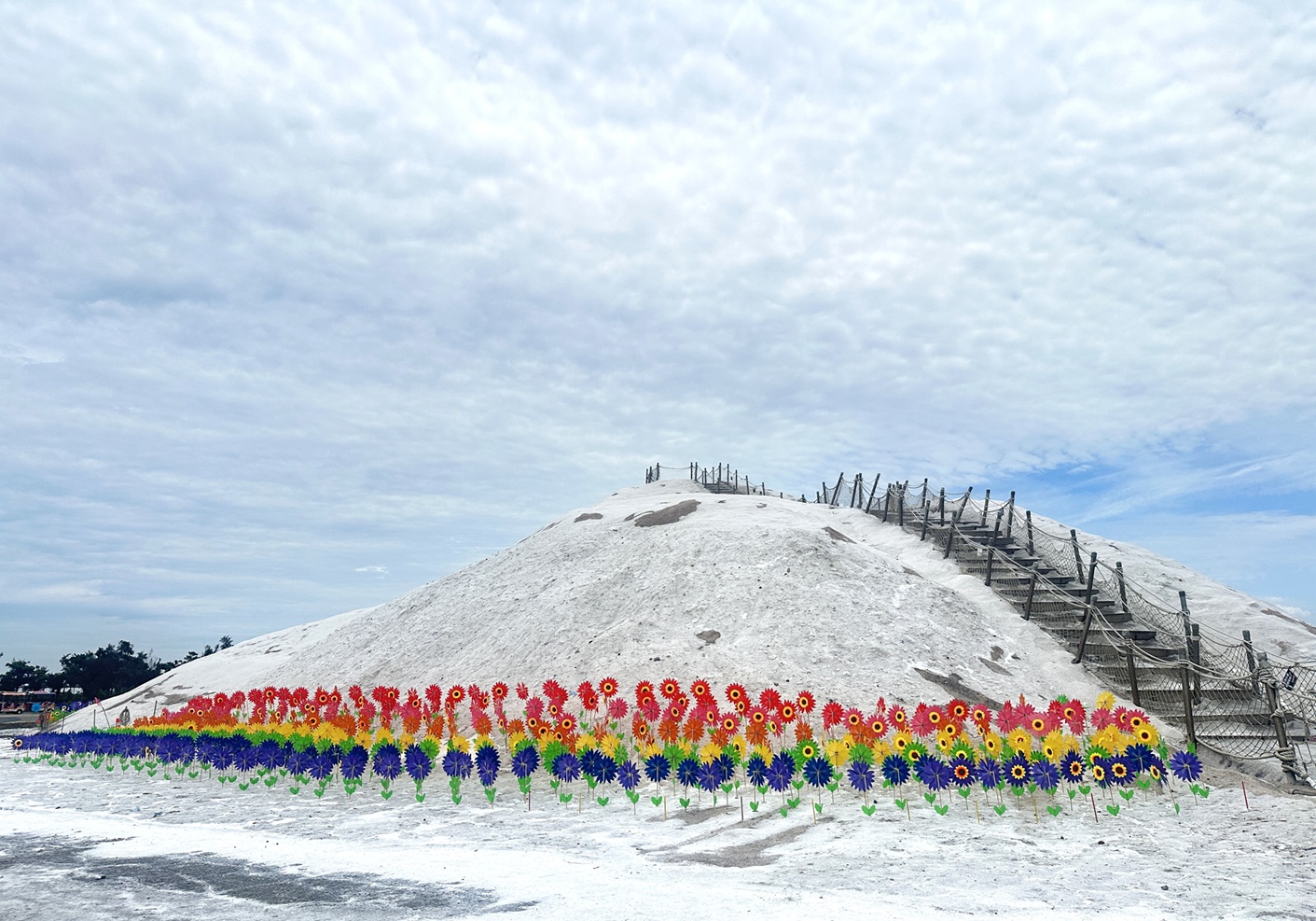 ▲七股鹽山推出「鹹轉海風祭」。(圖/七股鹽山提供)