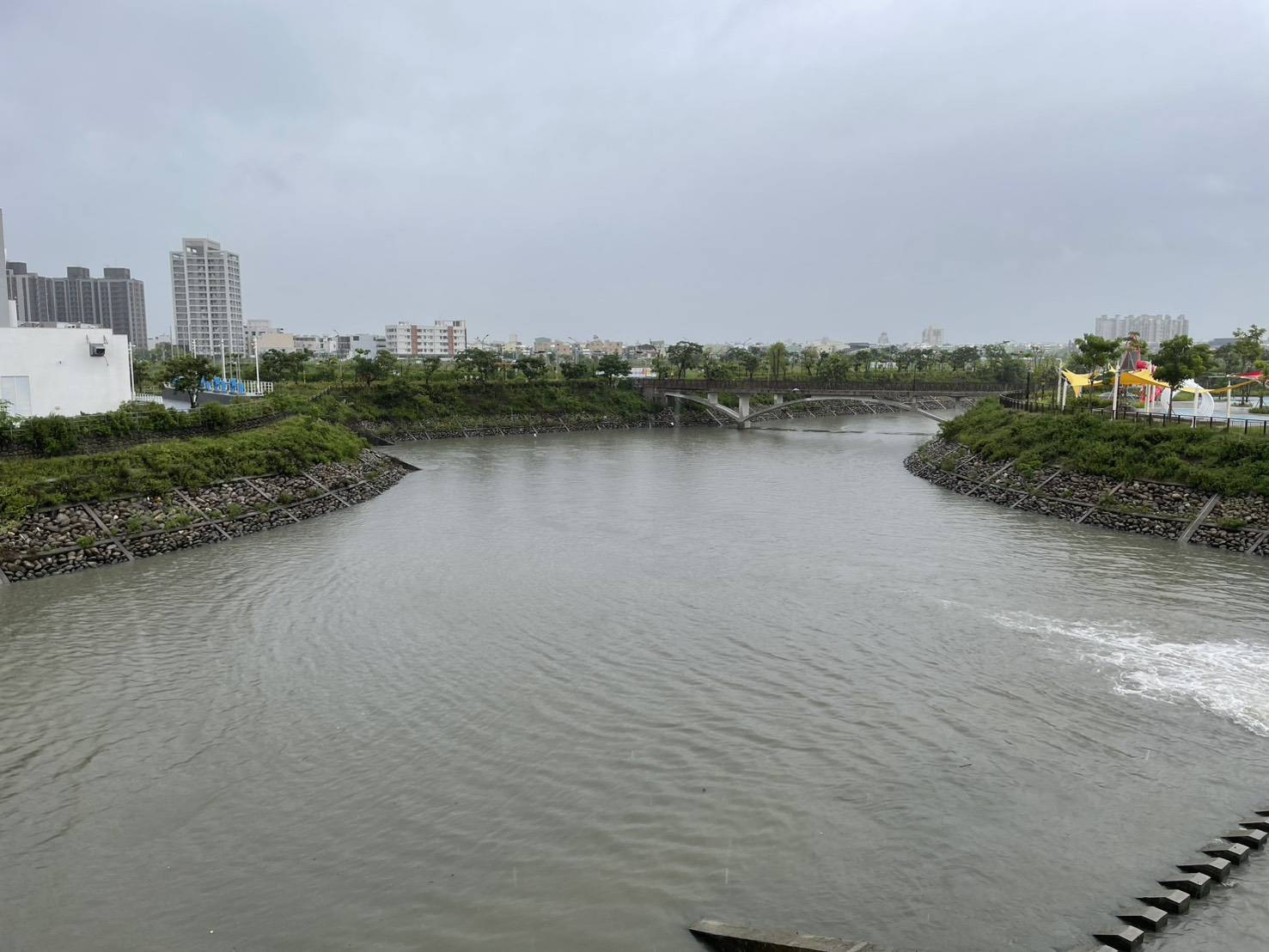 ▲安南區台江地景公園滯洪池-最高水位1.5米深。（圖／台南市地政局提供）