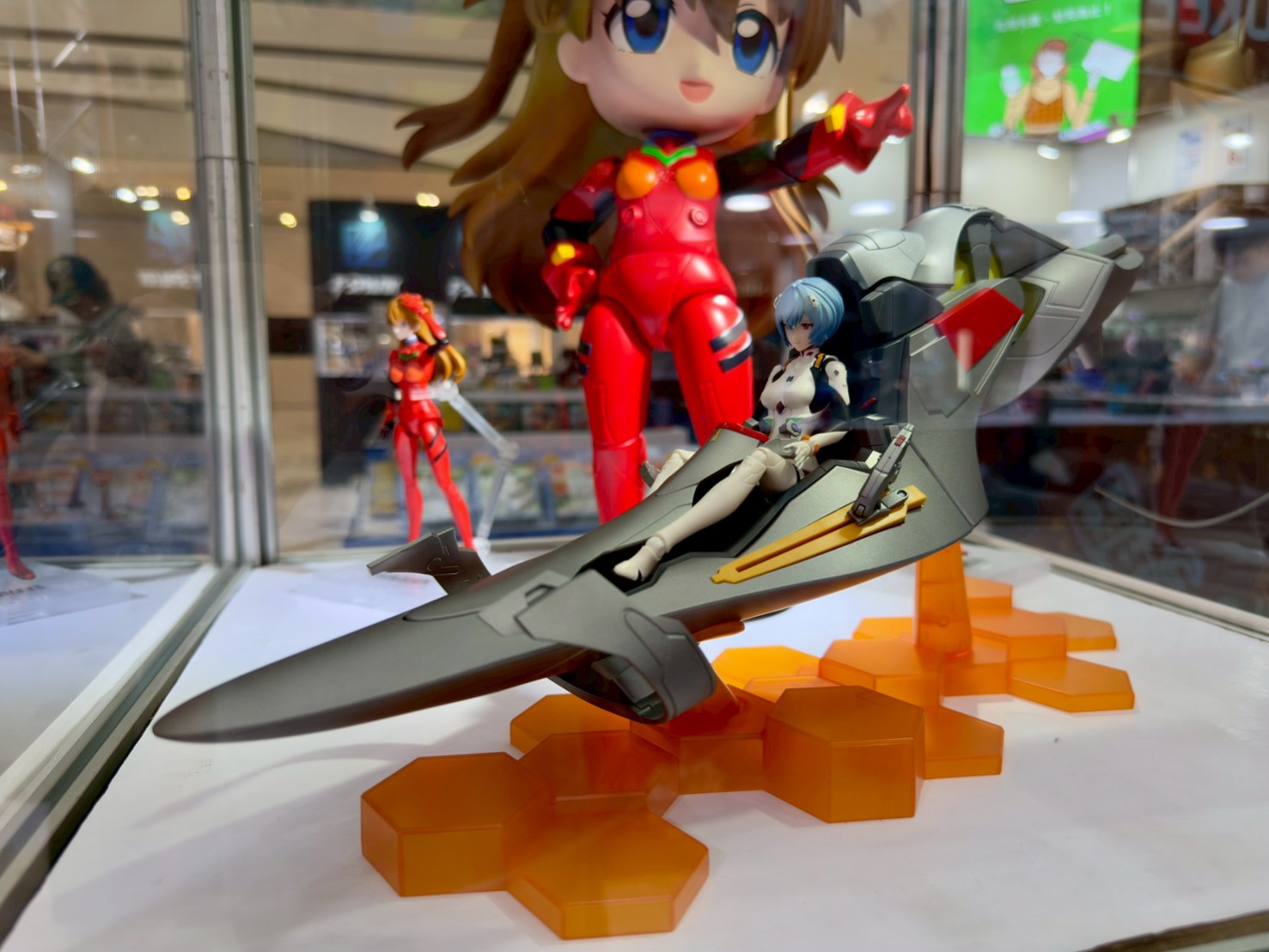 ▲布魯可、T-SPARK、FUNKO首度聯展,南紡快閃店登場。(圖/南紡購物中心提供)